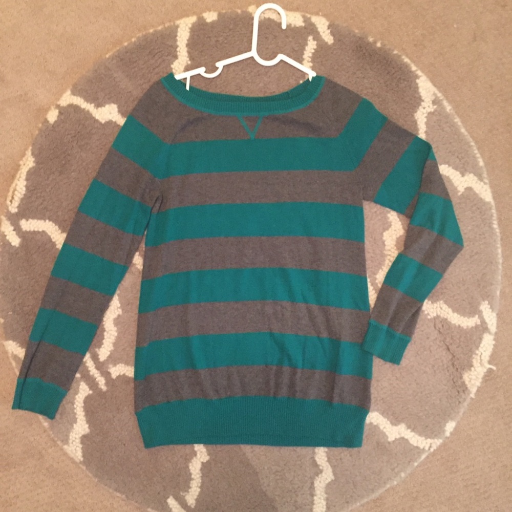 Striped Gap long sleeve